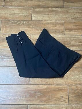 Soft Surroundings Large Black Capris